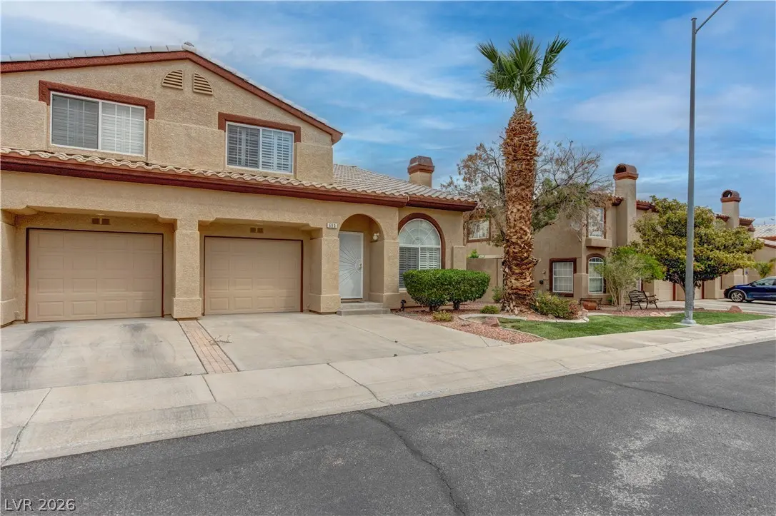 690 Ambling Gait Avenue, Henderson