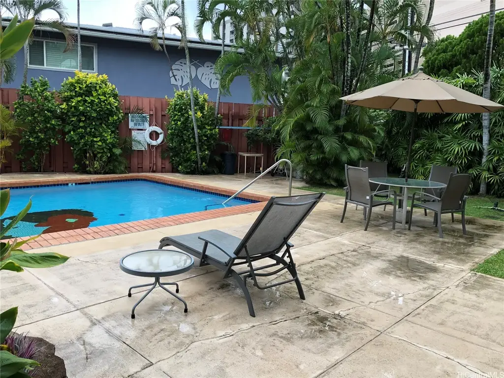 1427 Alexander Street # 103, Honolulu