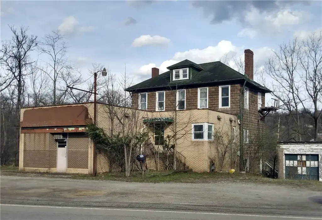 1924 Universal Road, Penn Hills
