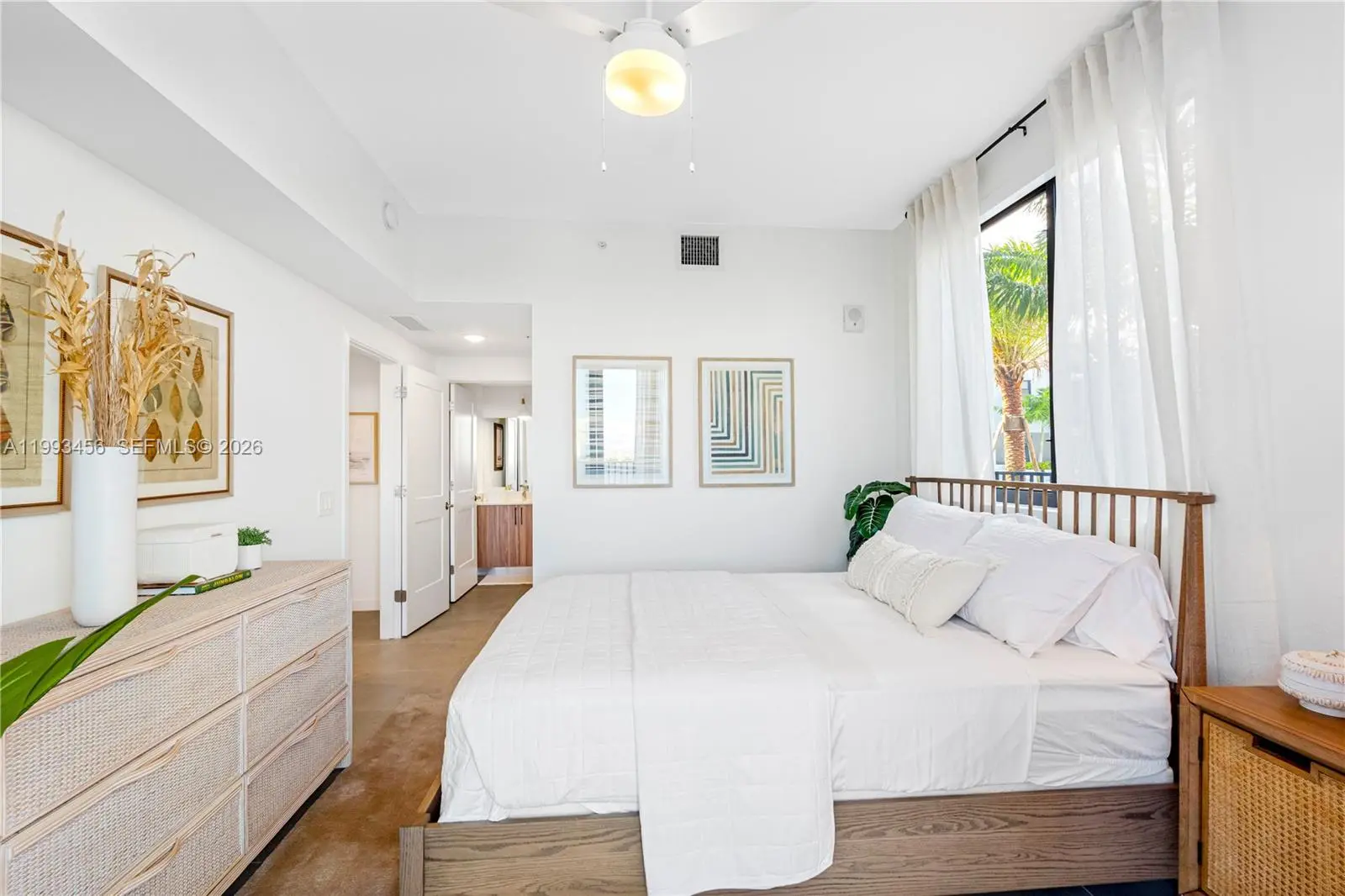 Photo of Listing #A11993456