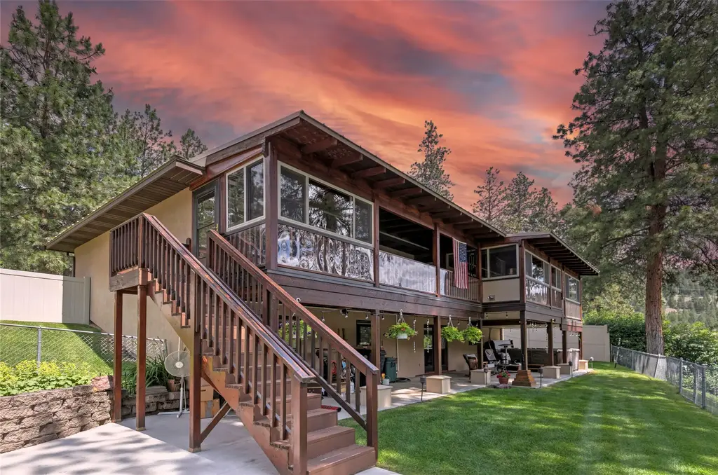 4580 Whitewater Park, Potomac
