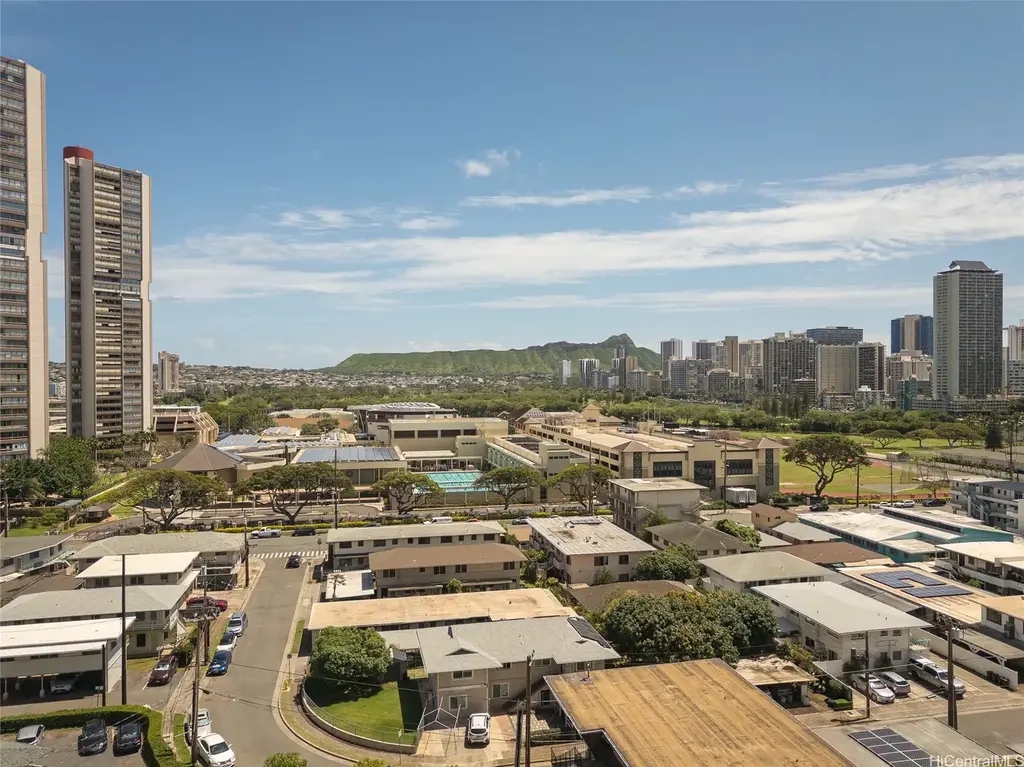 555 University Avenue # 1205, Honolulu