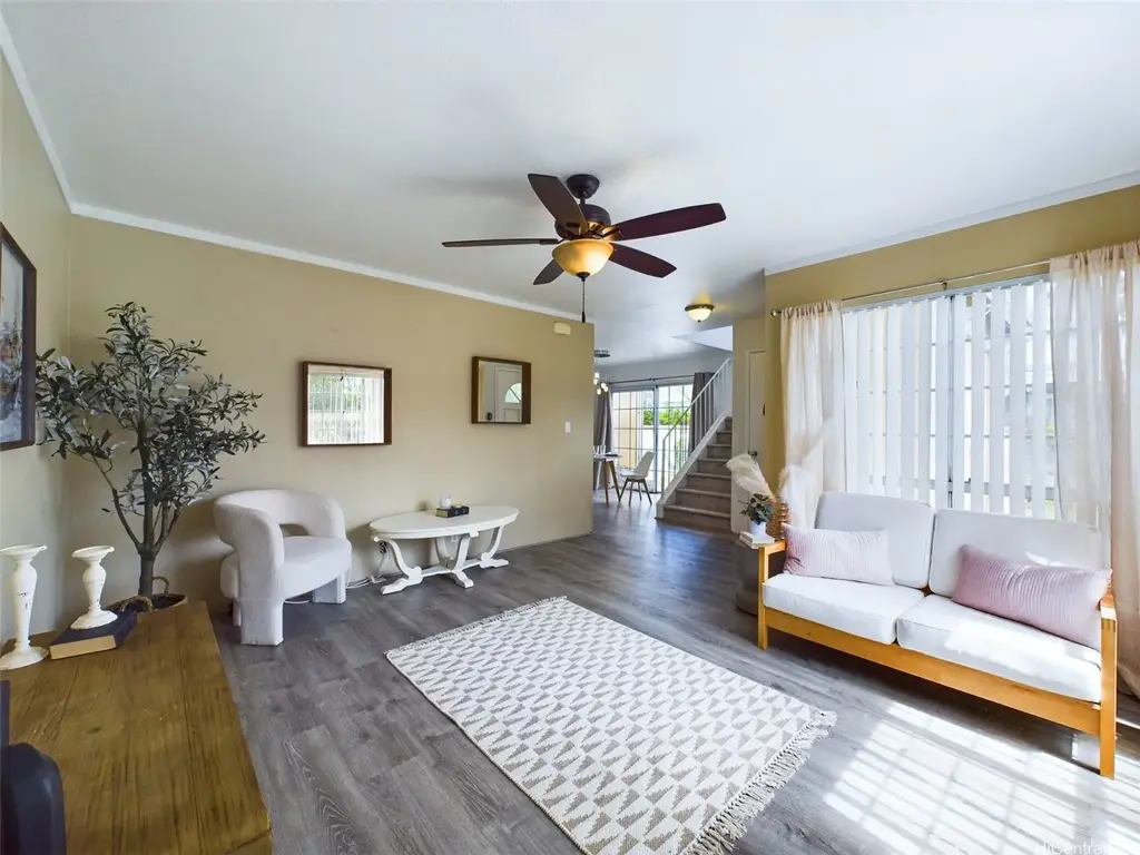 572 Mananai Place # 20a, Honolulu