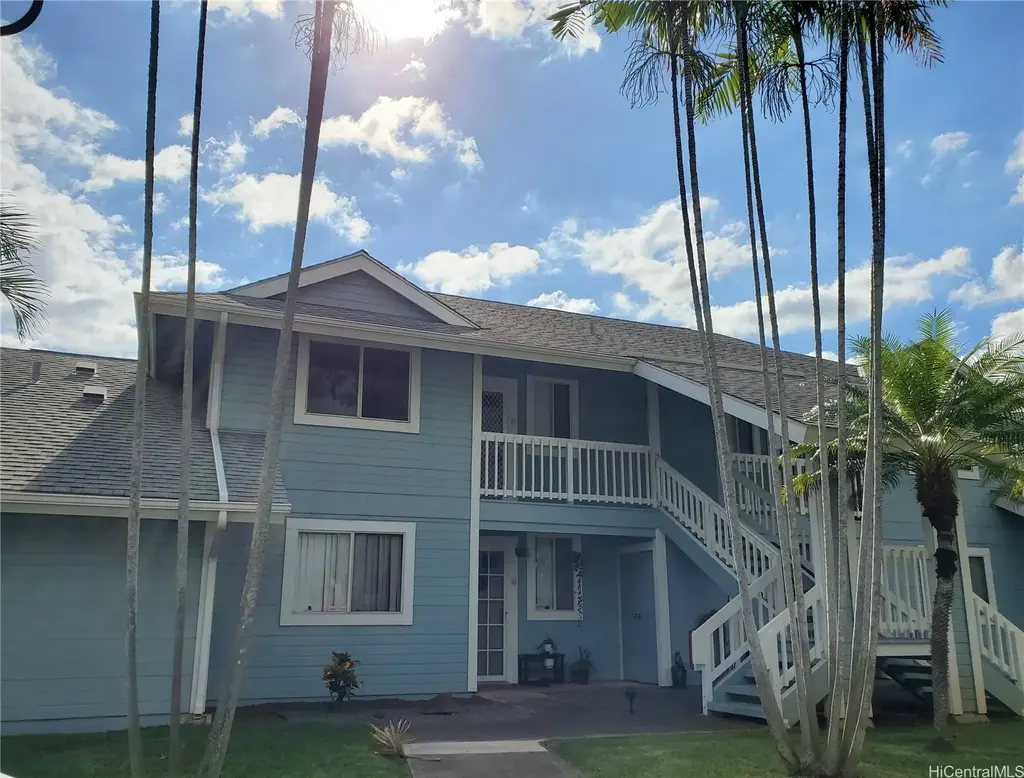 94-970 Lumiauau Street # 202, Waipahu