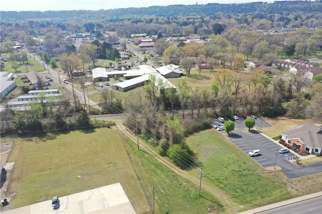 Lot 5 W Parkway Drive, Russellville