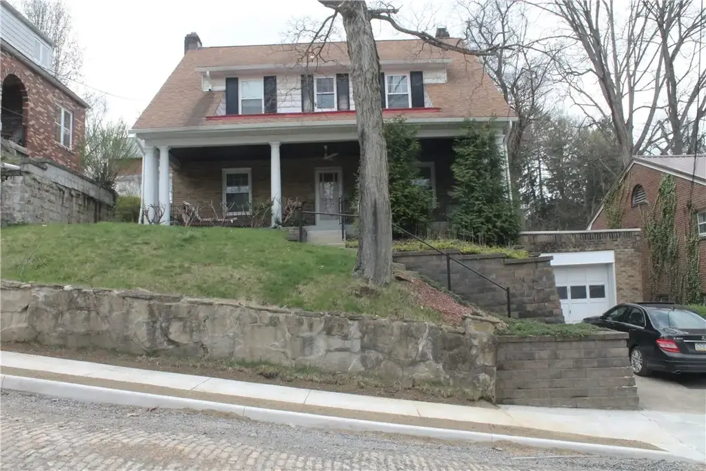67 Warren Street, Crafton