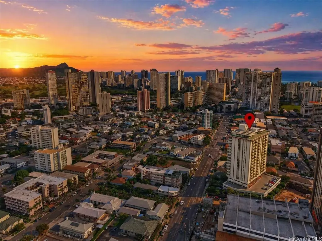 796 Isenberg Street # 12g, Honolulu
