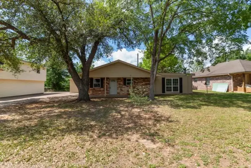 4104 Marsh Street, Bryan