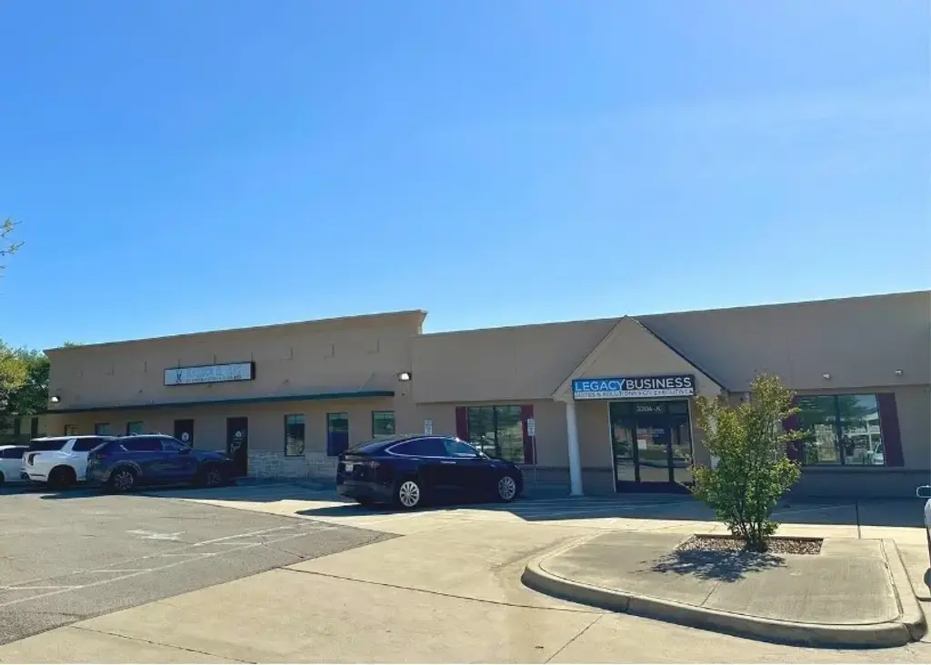 3206 Longmire Drive E, College Station