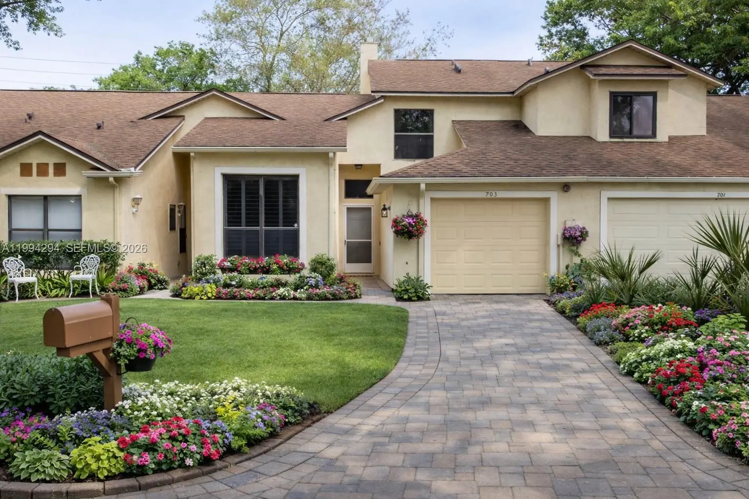 Photo of Listing #A11994294