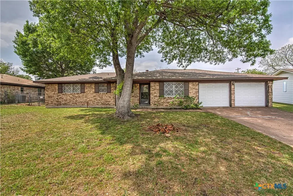 3006 Van Pelt Avenue, Temple