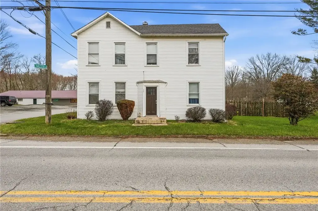 7185 Market Street , Jefferson