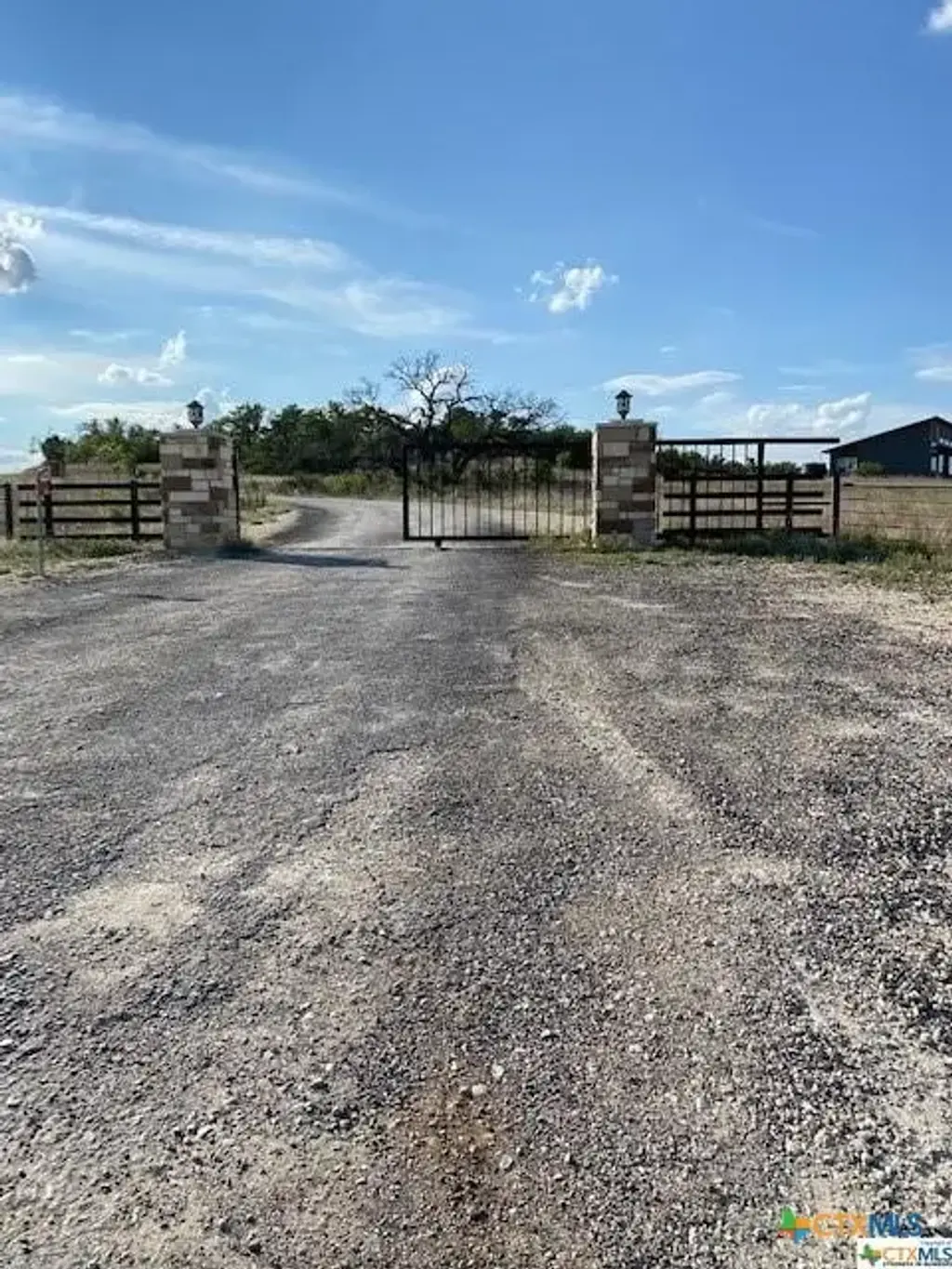 Fm 580 E  0123  Lot 23 & 25, Lampasas