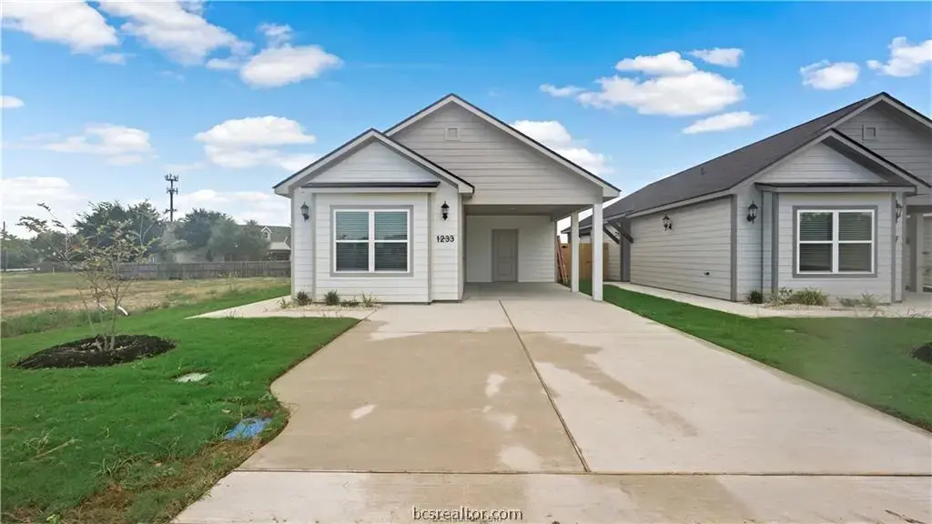 1245 Storm Row, Bryan