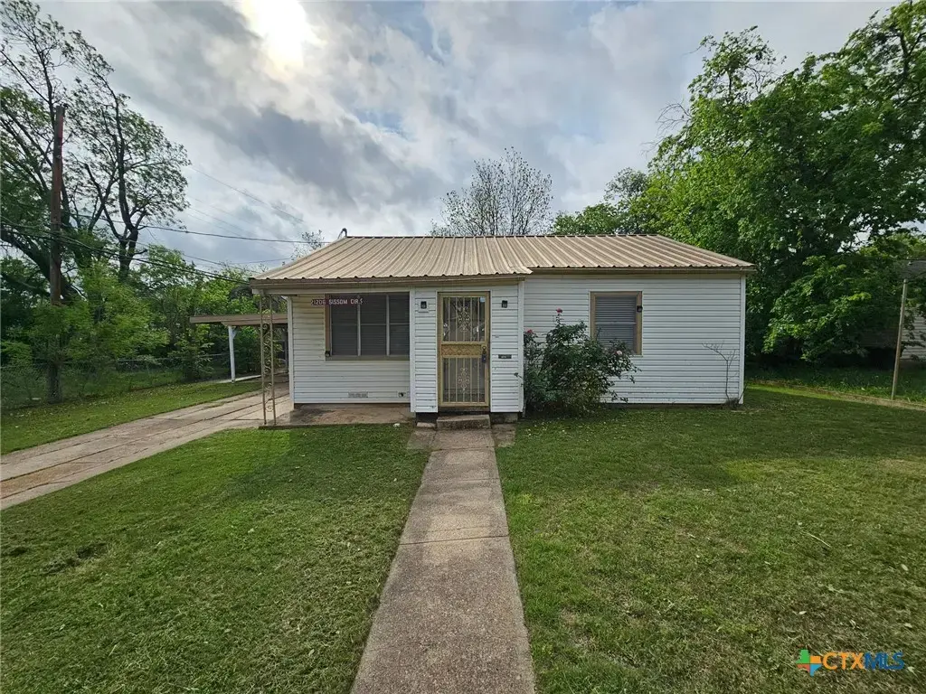 1206 Sissom Court, Killeen