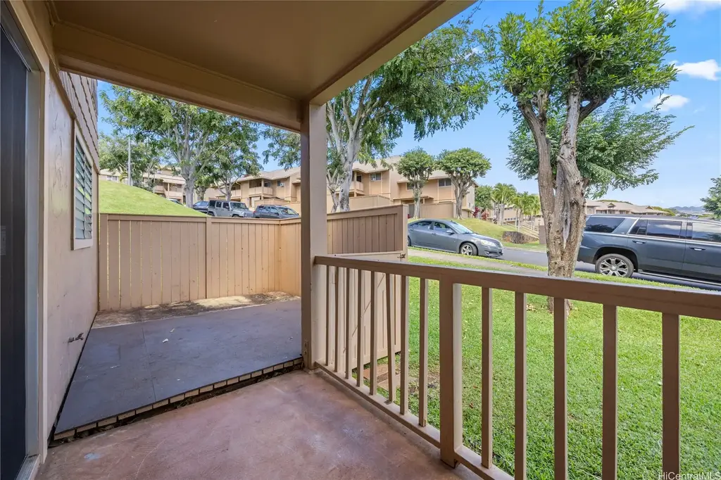 98-1372 Koaheahe Place # 18168, Pearl City