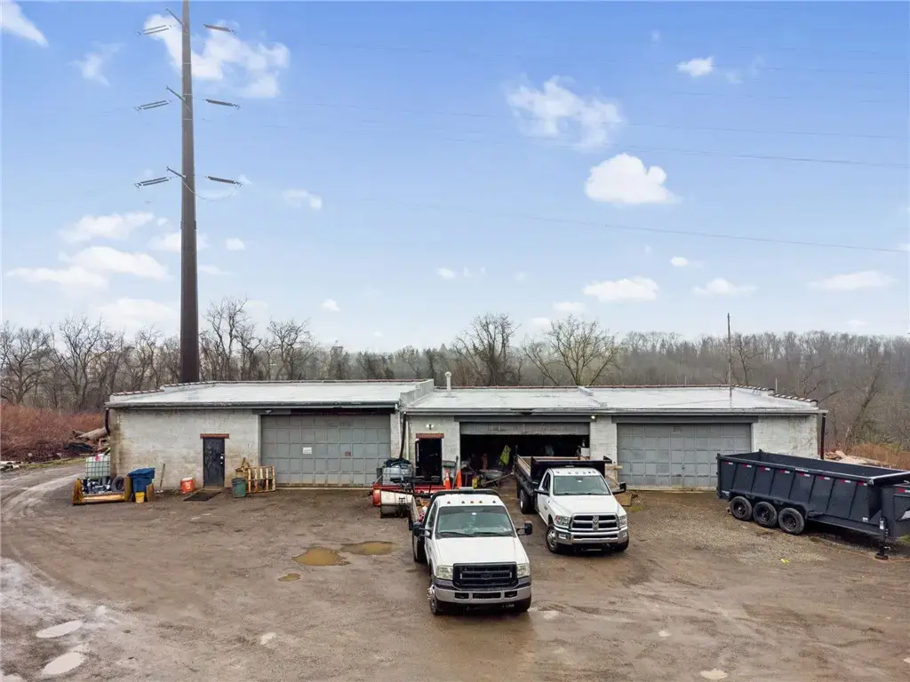 7052 Verona Boulevard , Lincoln Larimer