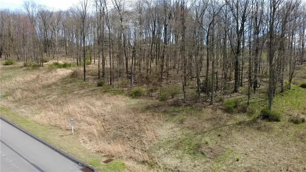 Lot 18 Ravenwood, Hempfield