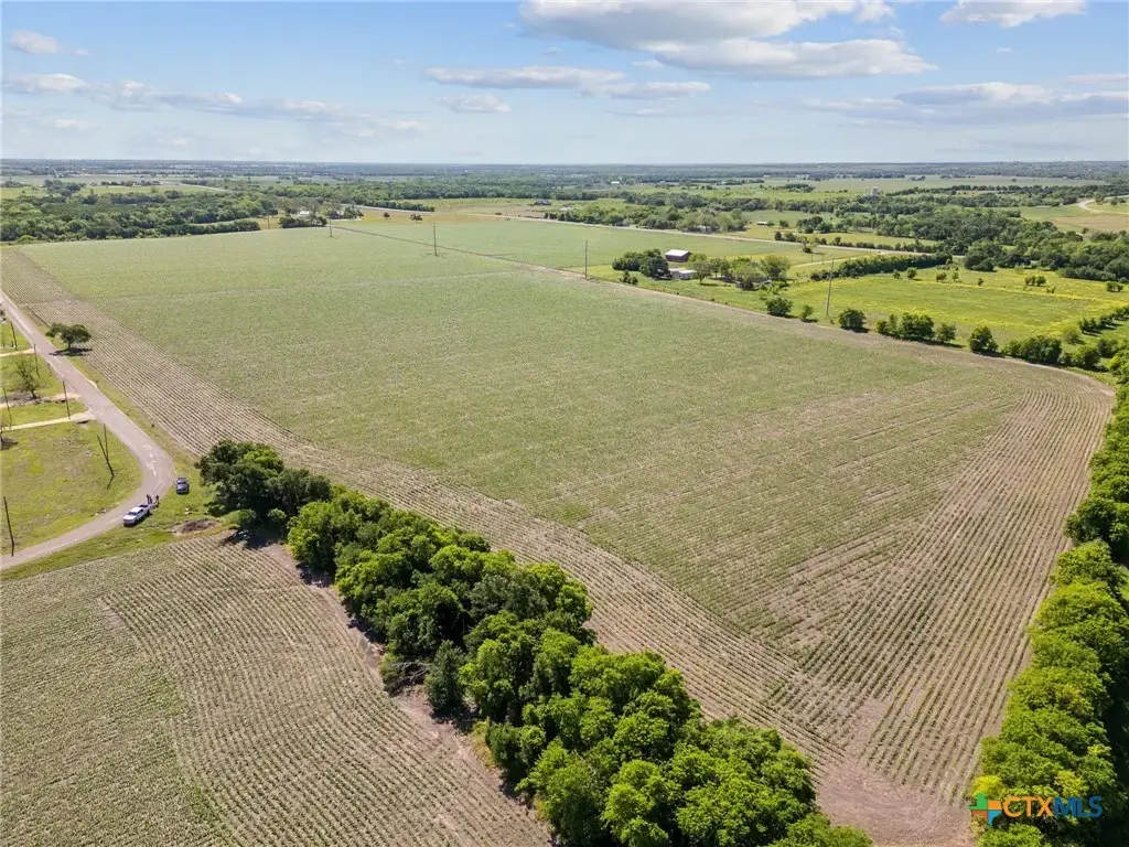 Copperhead Lot: 0000 North Mockingbird Road, Temple