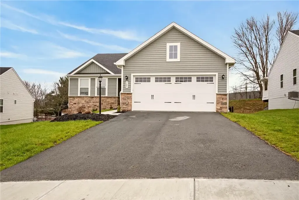 105 Horseshoe Loop, South Franklin