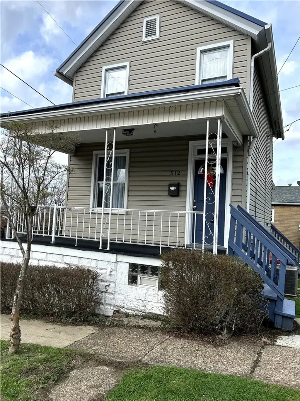 512 Lowell Street , Vandergrift