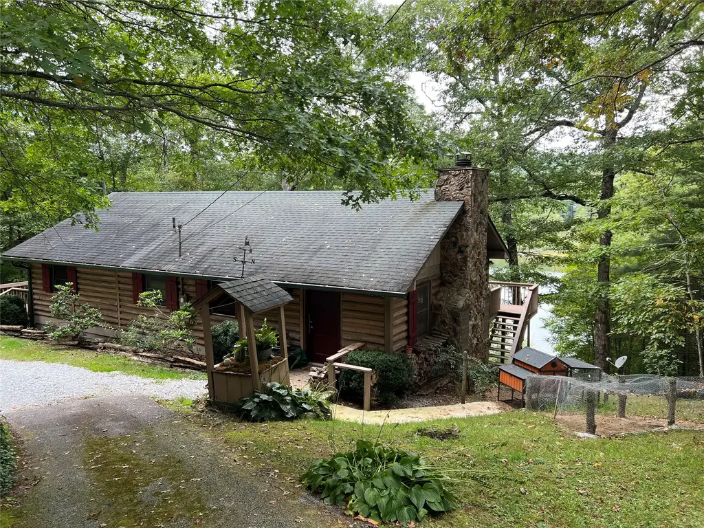 210 Tahala Trail, Cullowhee
