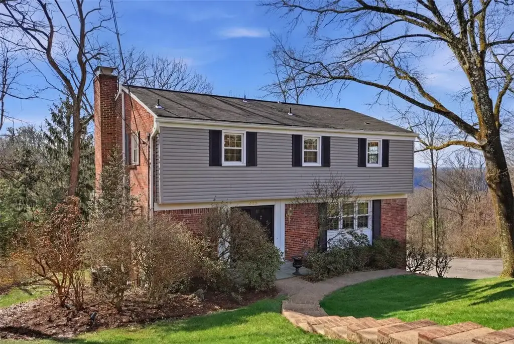 209 Grandview Drive , Fox Chapel