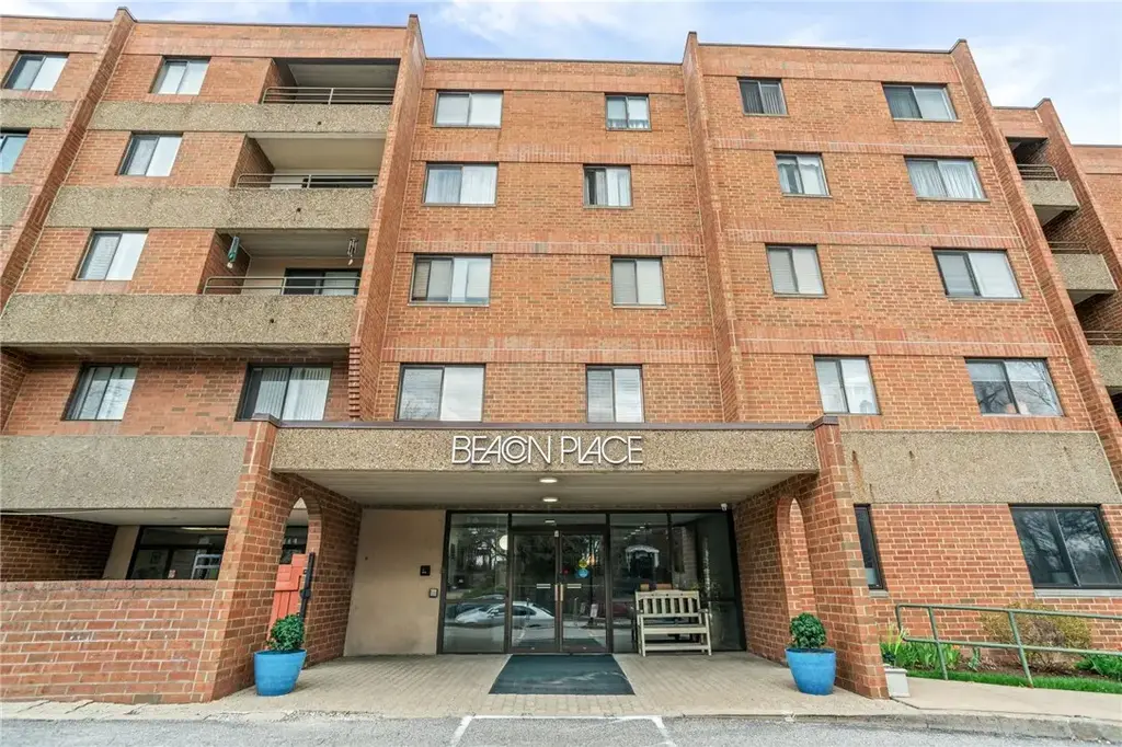 5715 Beacon Street 509, Squirrel Hill