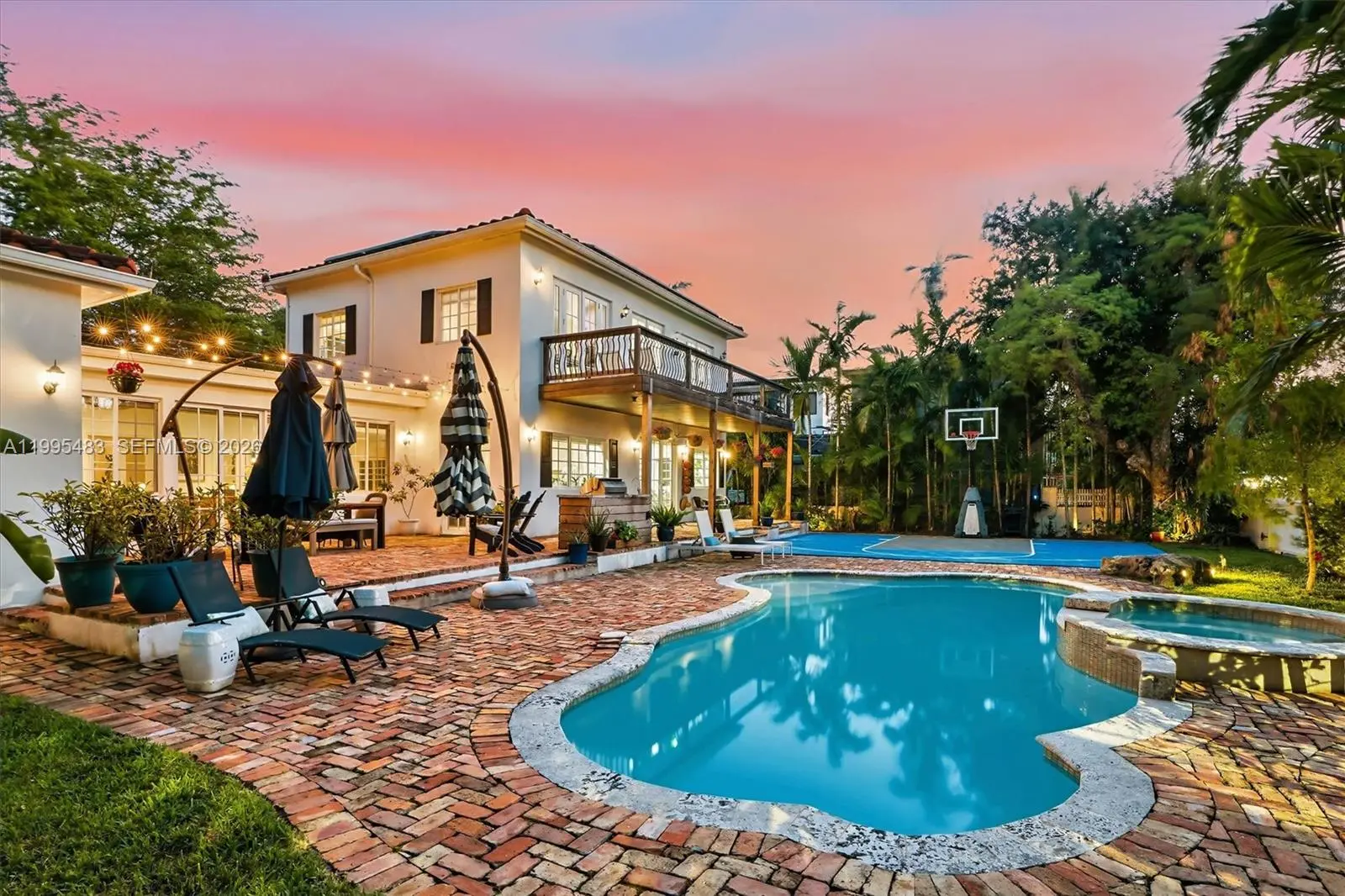 Photo of Listing #A11995483