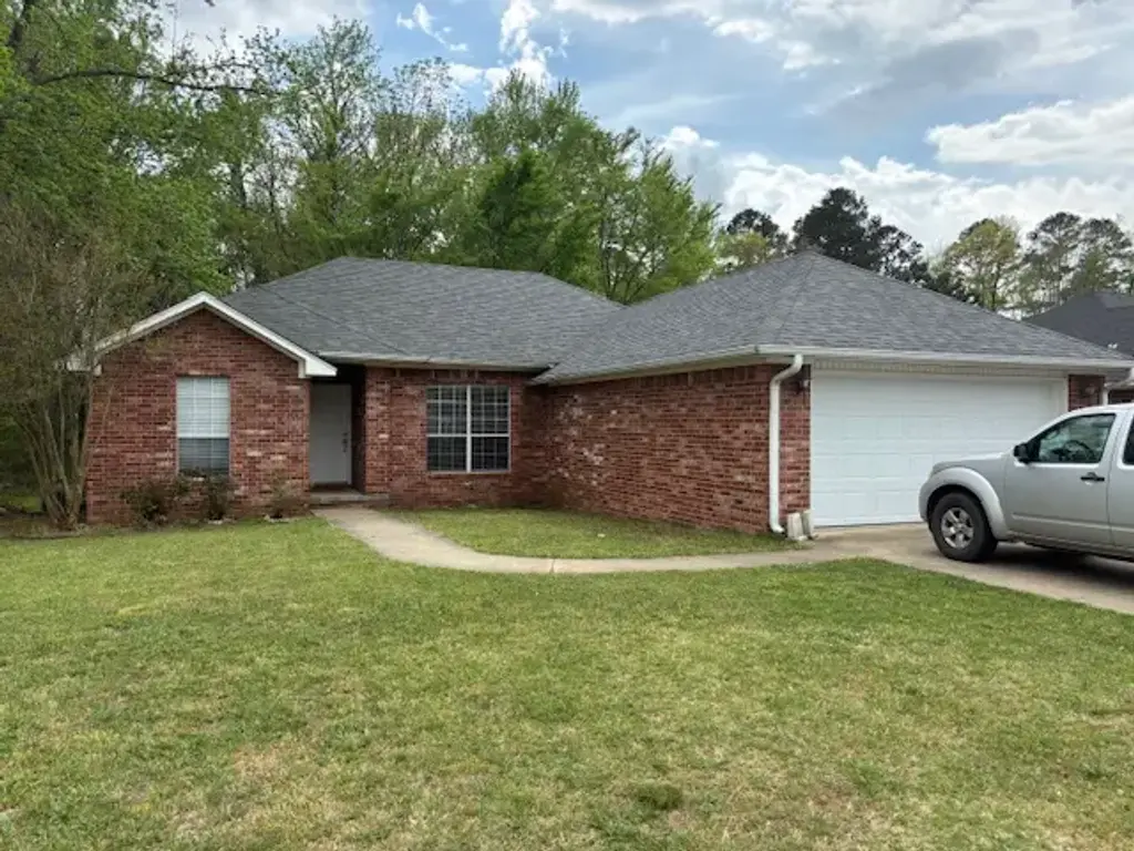 131 Willow Creek Drive, Dardanelle