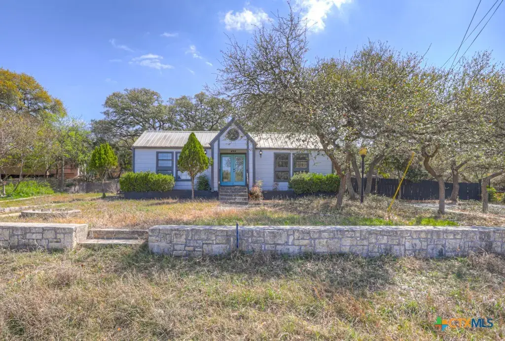 499 Lakeway, Spring Branch