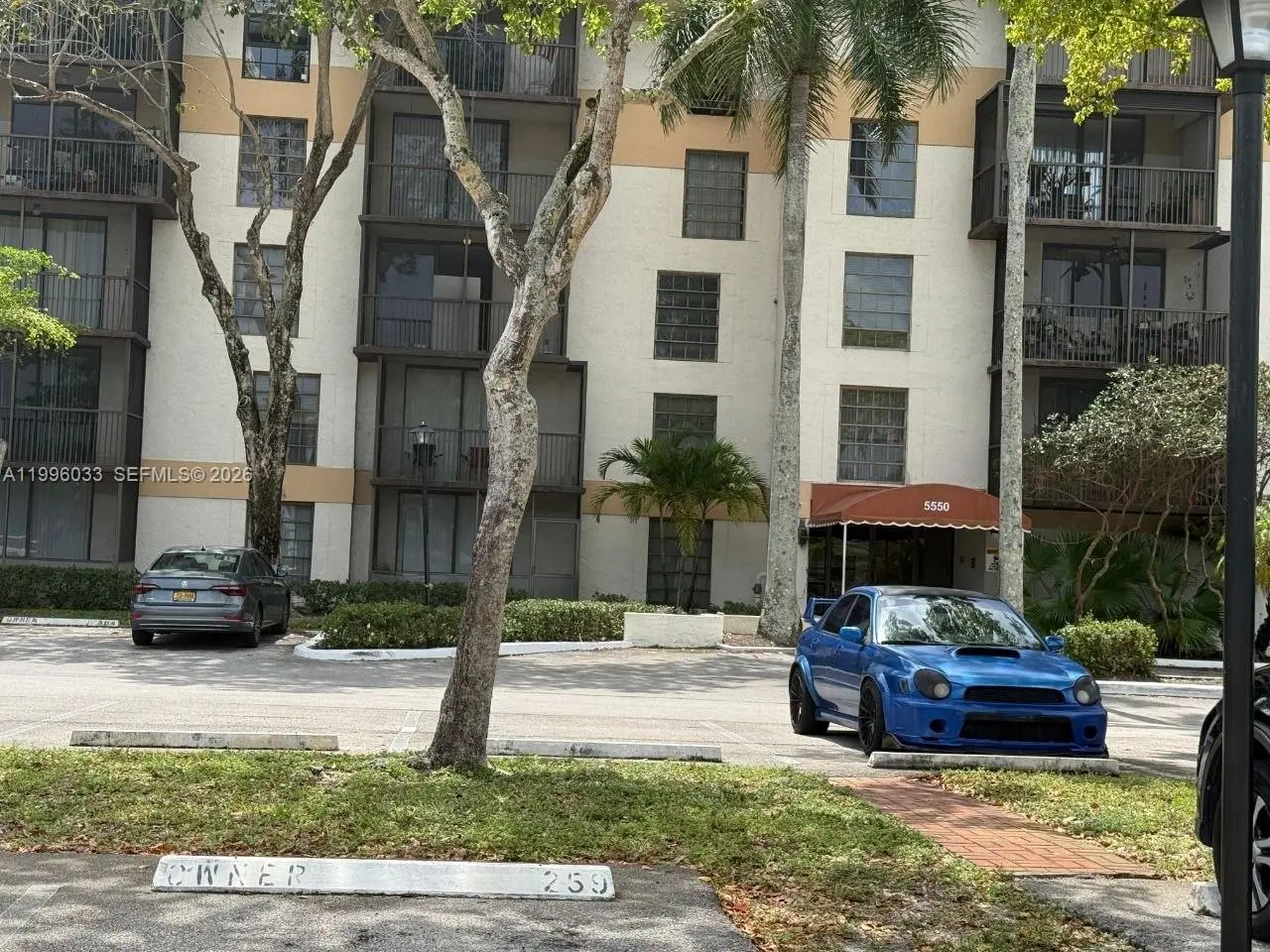 Photo of Listing #A11996033