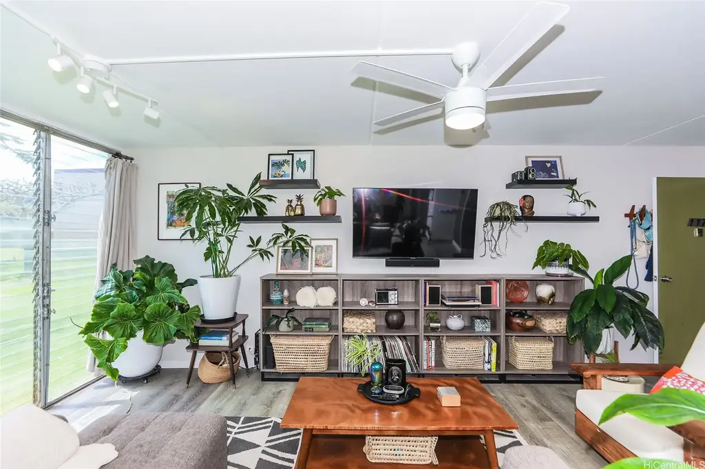 94-347 Hokuahiahi Street # 117, Mililani