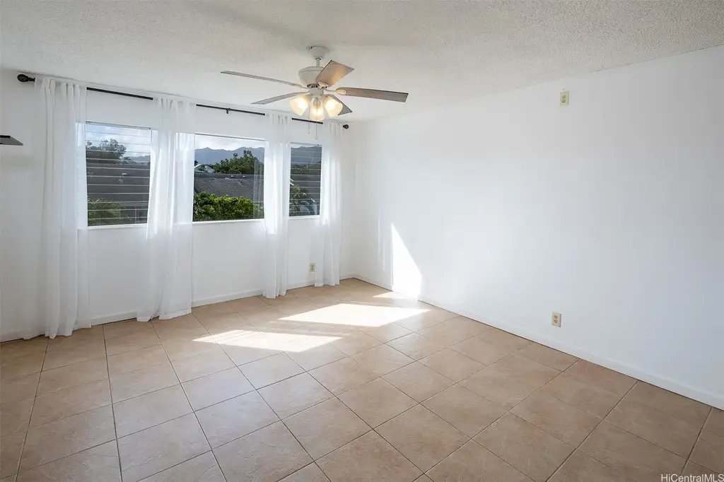 350 Aoloa Street # C222, Kailua