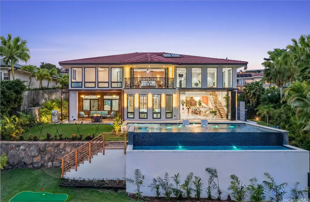 123 Waihili Place, Honolulu