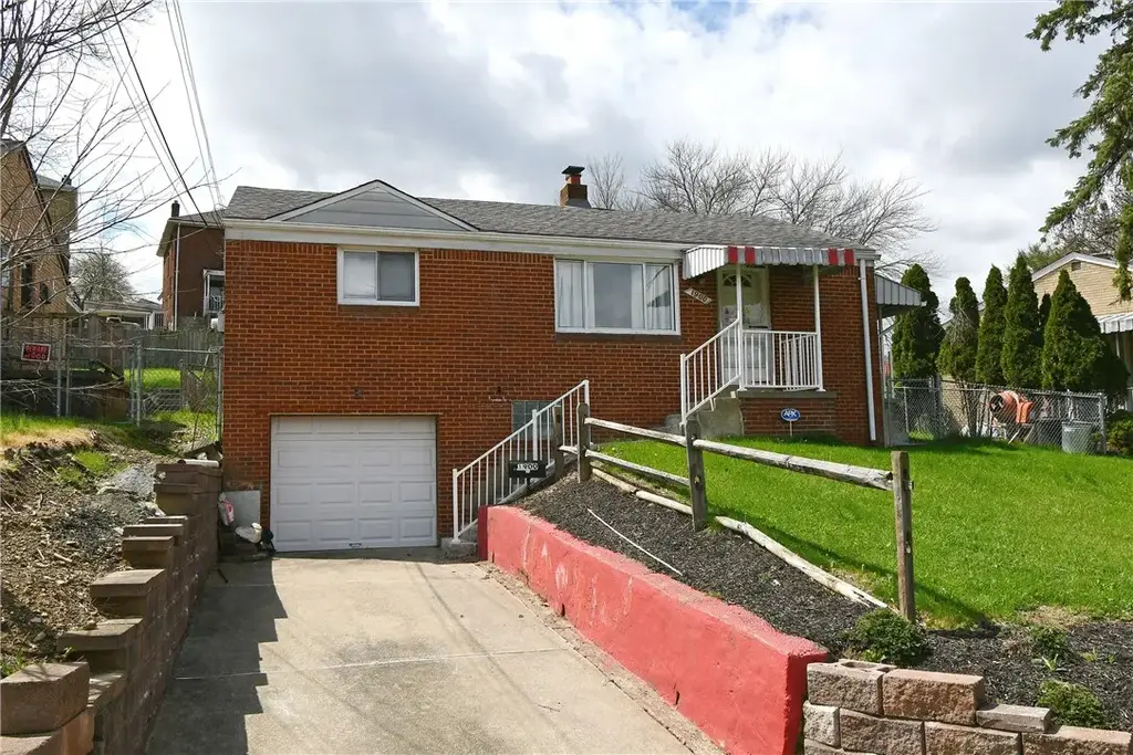 1900 Plateau Street , Carrick