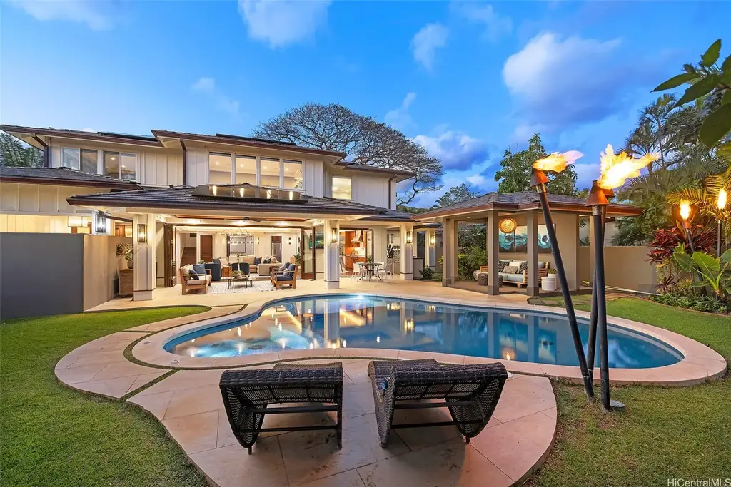 55 Niuiki Circle, Honolulu