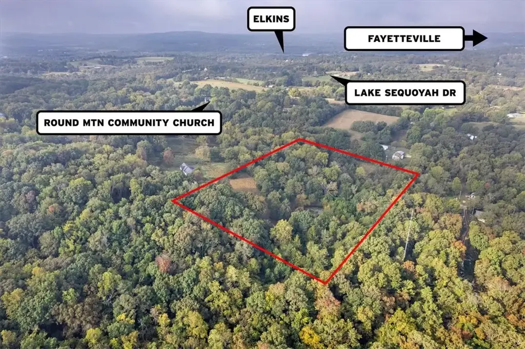 18092 Lake Sequoyah Road, Fayetteville