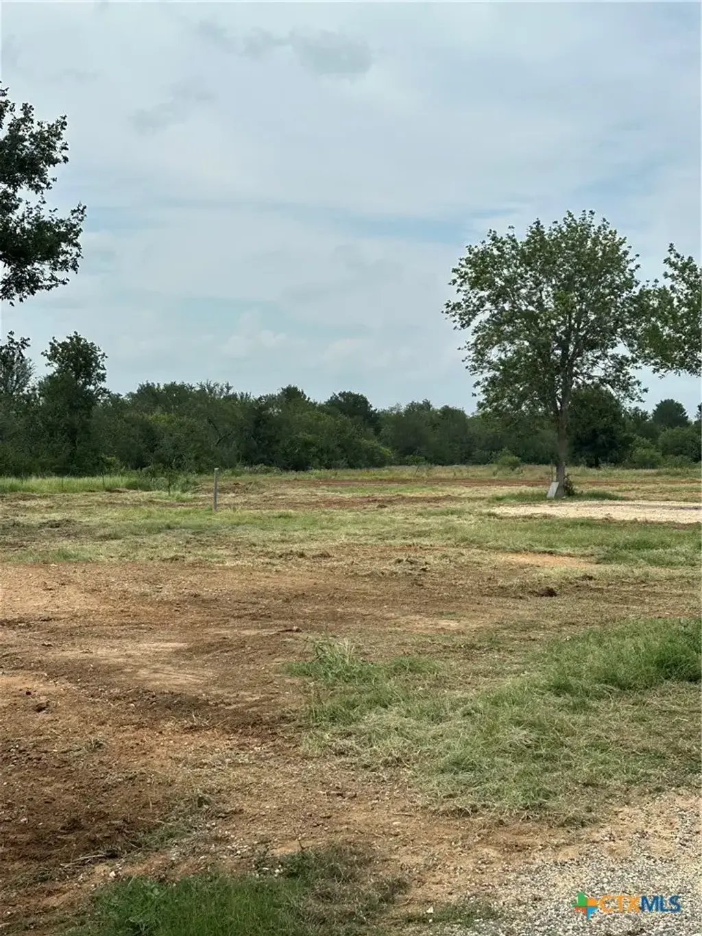 1842 Kelly Rd, Luling
