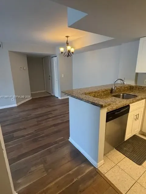 Photo of Listing #A11996143