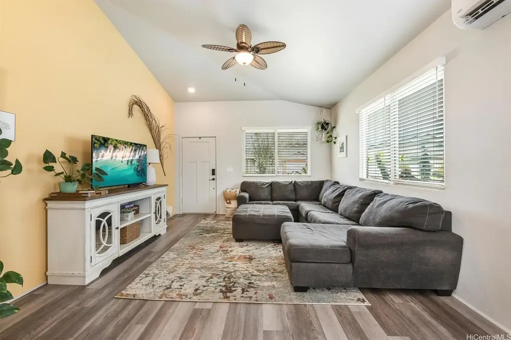 91-1639 Ulaula Loop, Kapolei