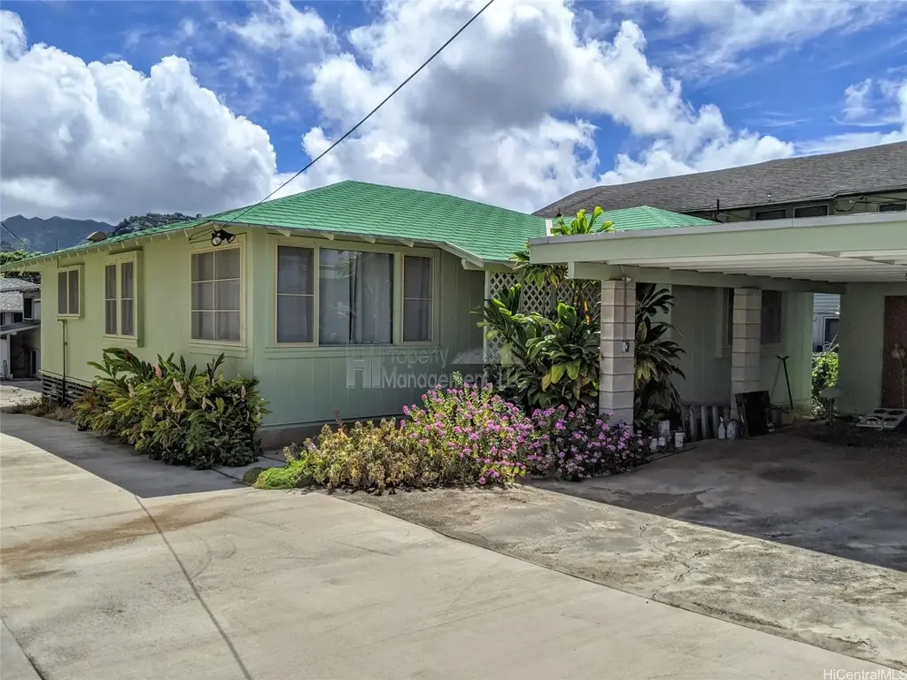 3358 Harding Avenue, Honolulu