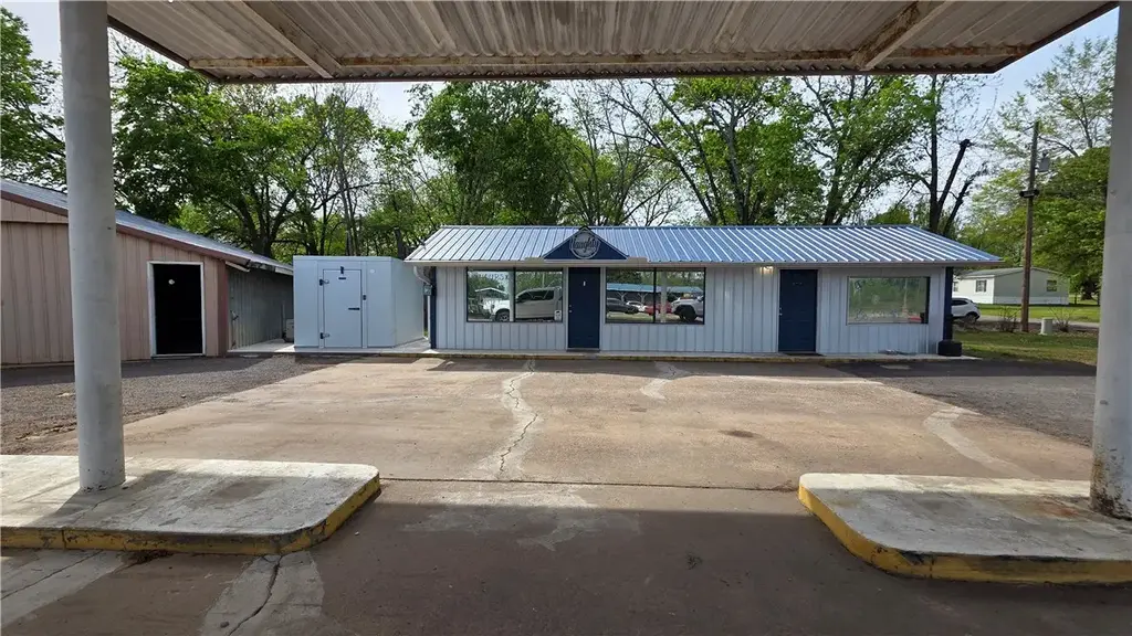 108 Scenic 7 Highway, Ola