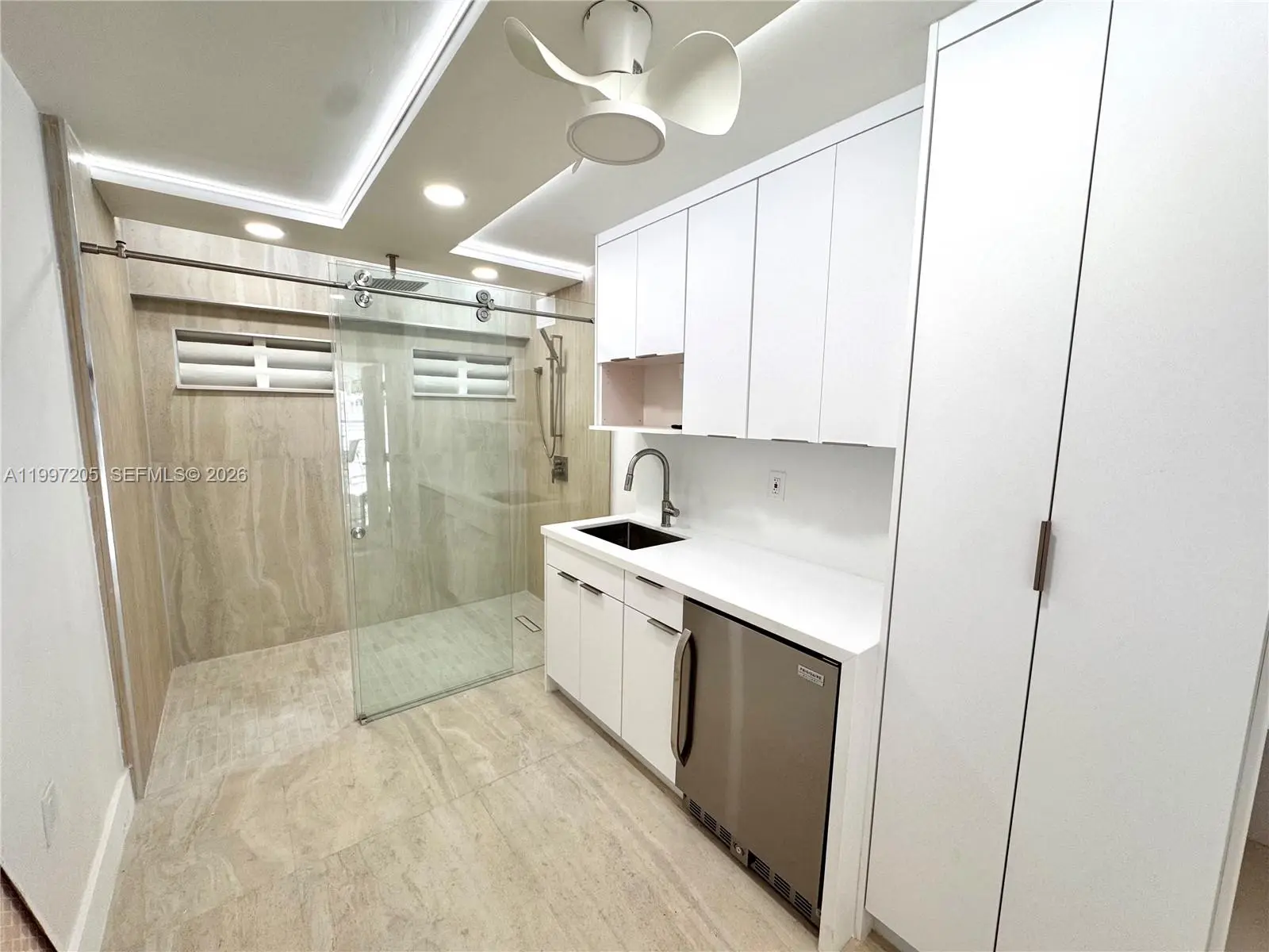 Photo of Listing #A11997205