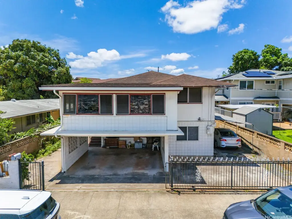 94-346 Mokuola Street, Waipahu