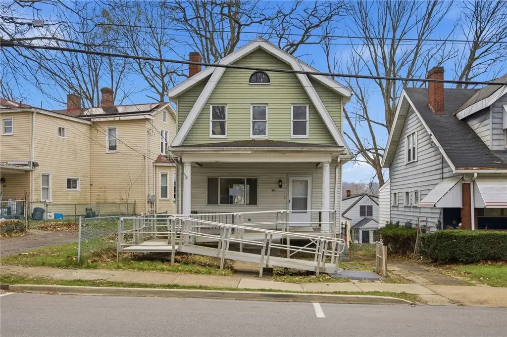 810 Jackman Avenue , Avalon