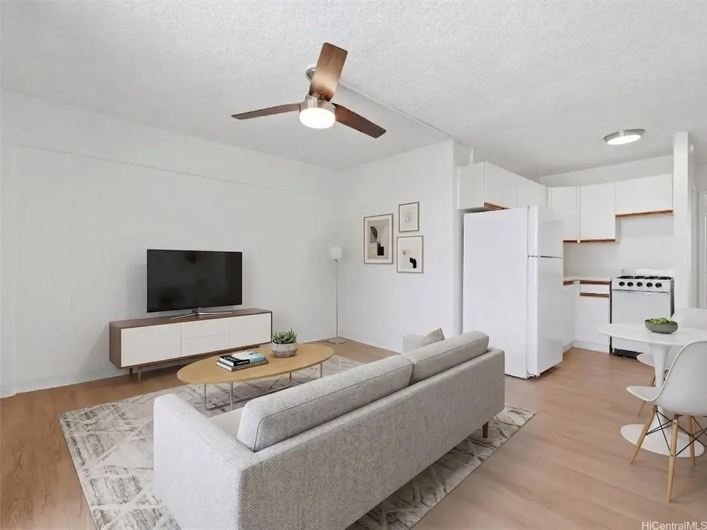 (unit #302) 2120 Fern Street, Honolulu
