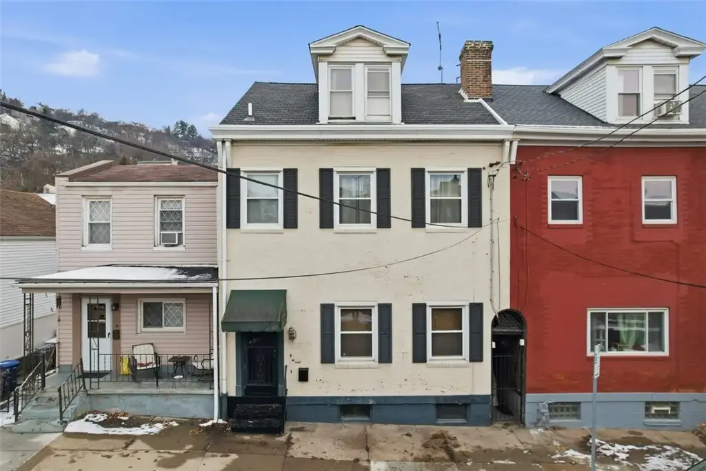 110 13th Street, South Side