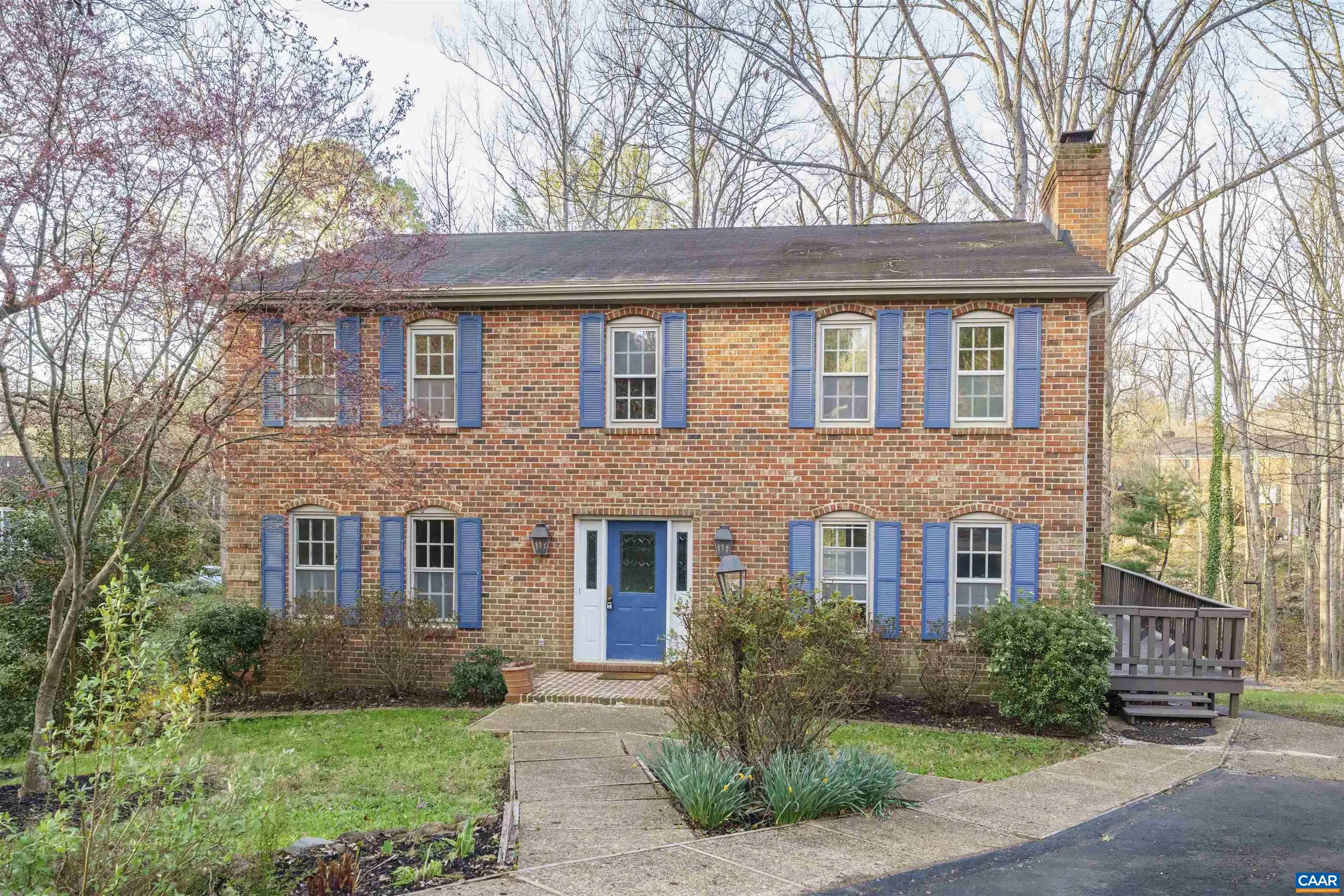 104 Smithfield Ct, Charlottesville