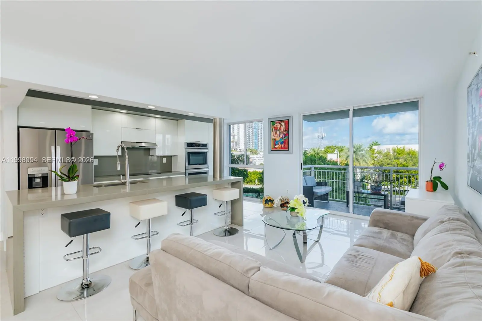 Photo of Listing #A11998054